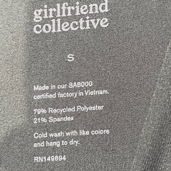 Girlfriend Collective Milo Racerback Green Athletic Sports Bra -  Size S - Picture 2 of 4